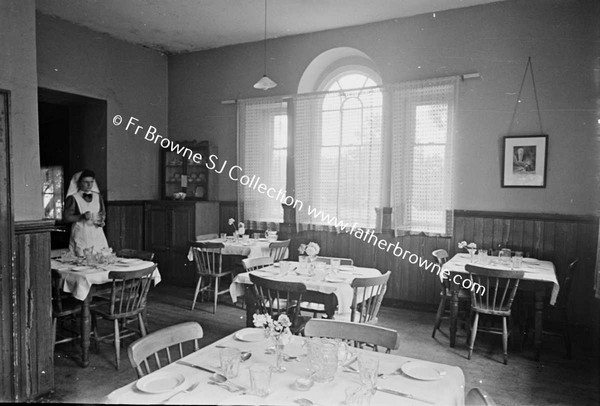 PRESENTATION CONVENT DUNDRUM IN THE DINING ROOM